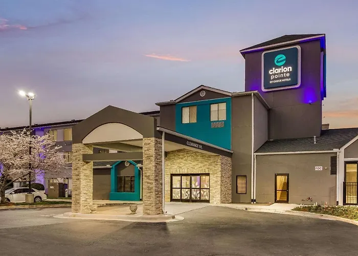 Premier Pet Friendly Hotels in Wake Forest