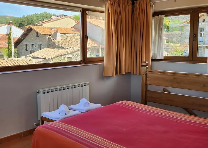 Excelentes Hoteles en Hoyos del Espino Gredos