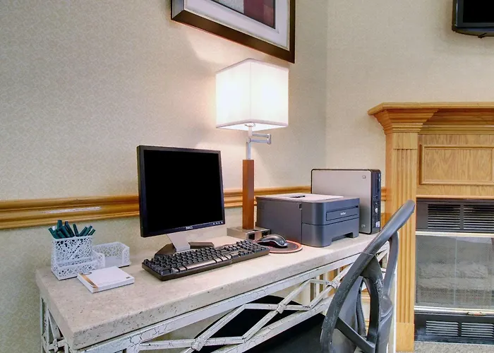 Best Hotels with Jacuzzi in Room Columbia SC