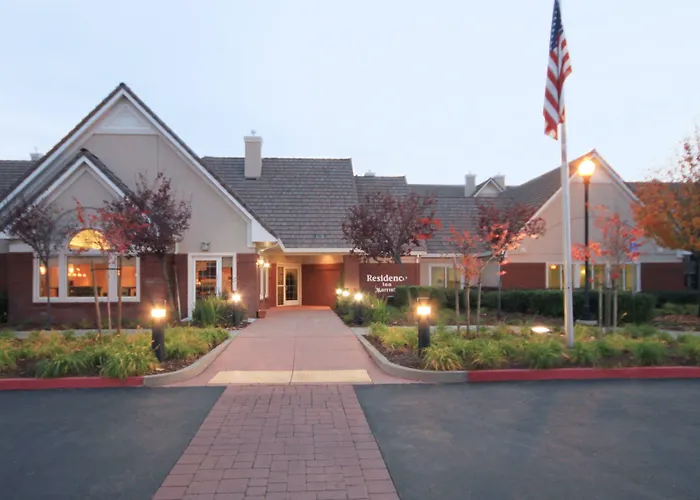 Top-Rated Hotels in Folsom, California