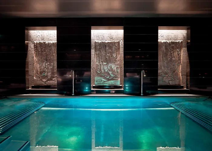 Best Intercontinental Hotels in Dallas TX