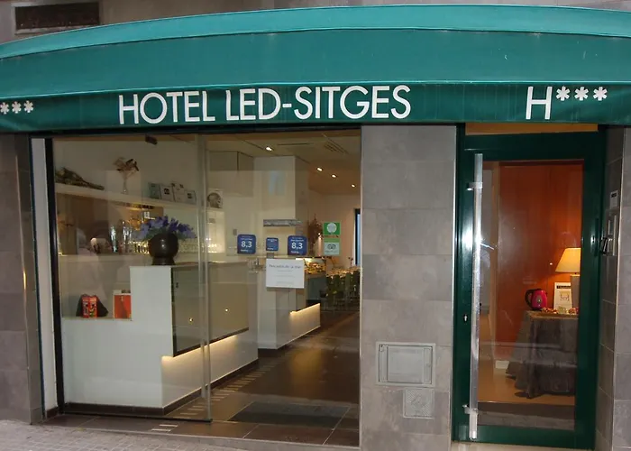 Mejores hoteles céntricos en Sitges